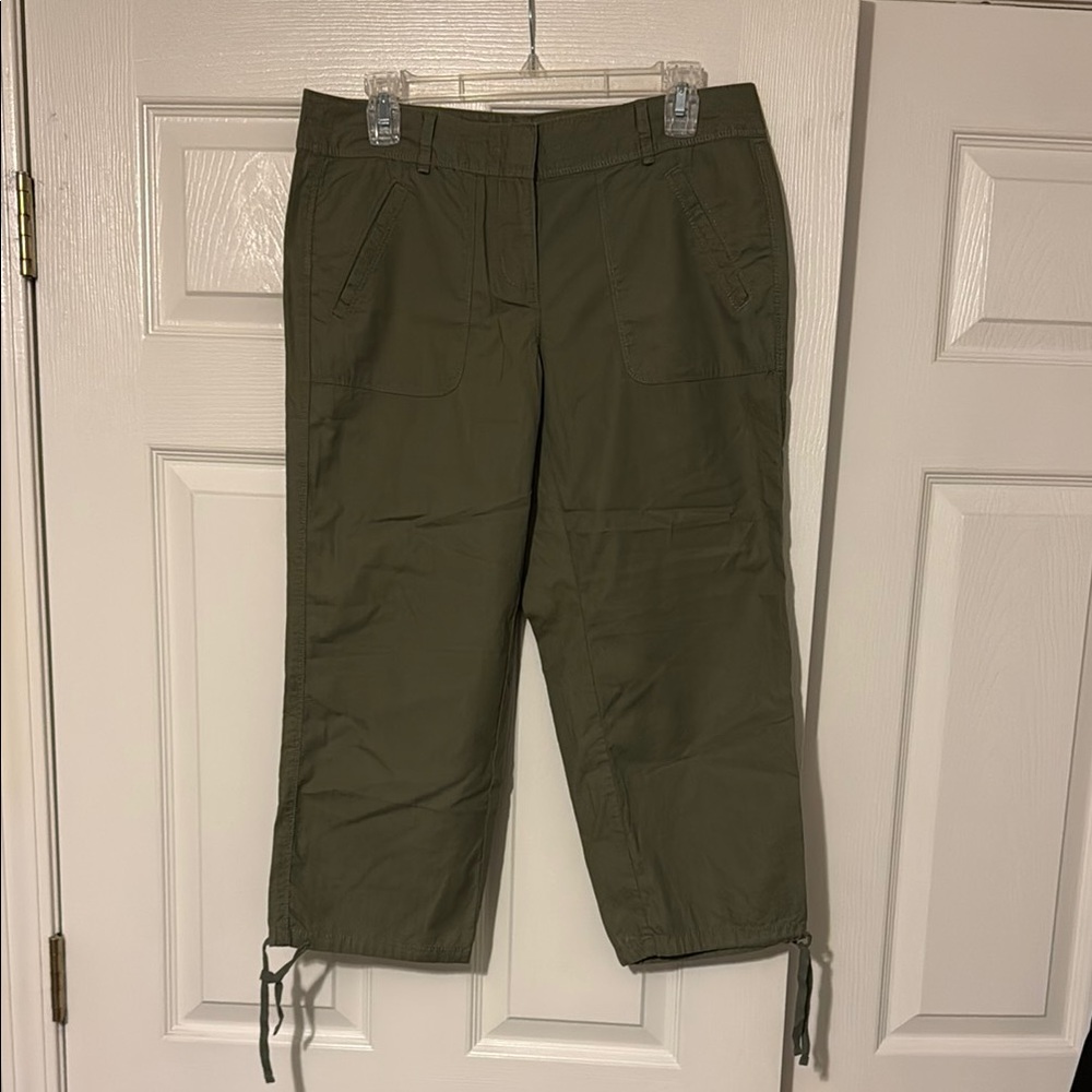LOFT Olive Green Capris